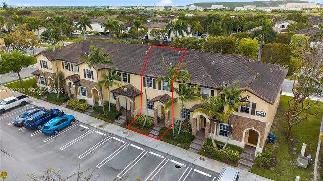 9041 SW 227th St 5, Cutler Bay, FL 33190