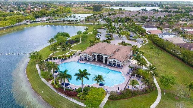 9041 SW 227th St 5, Cutler Bay, FL 33190