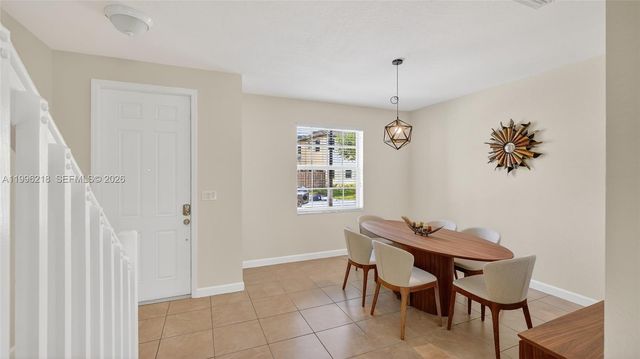 9041 SW 227th St 5, Cutler Bay, FL 33190