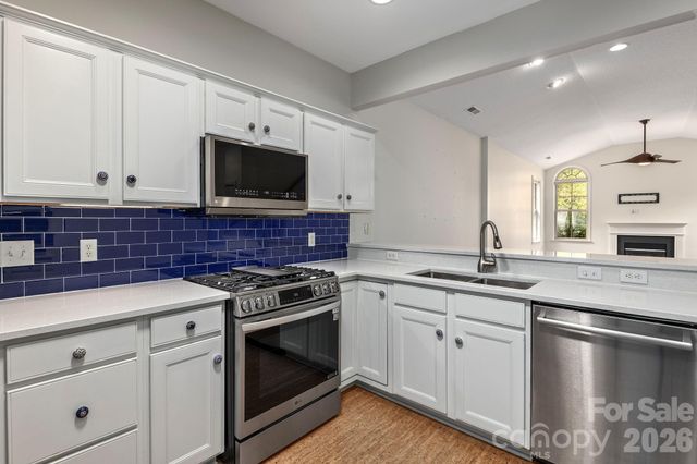 45 Craggy Vista Drive, Swannanoa, NC 28778