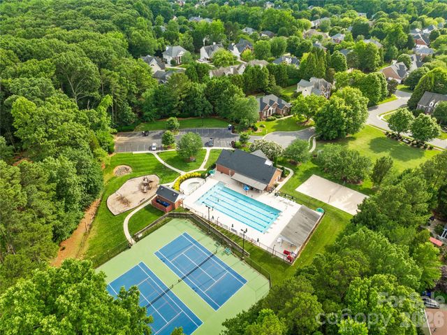 9514 Hayenridge Court, Huntersville, NC 28078