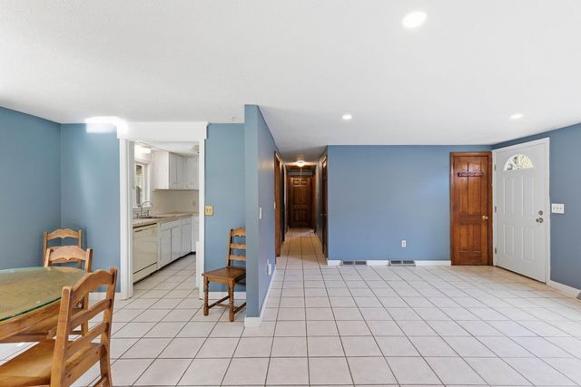 544 Cotuit Road, Mashpee, MA 02649