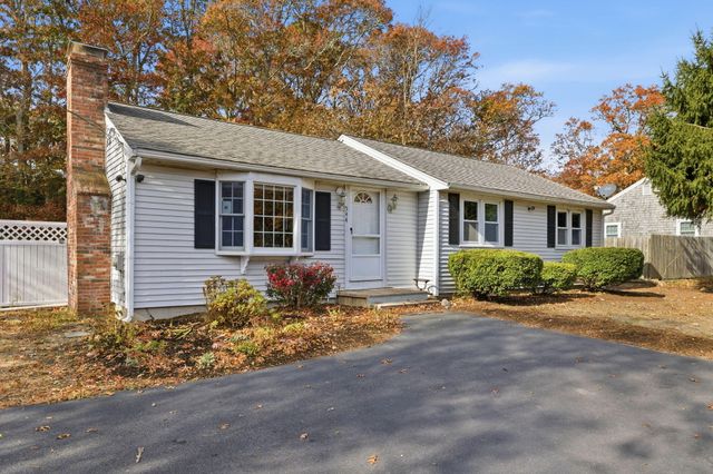 544 Cotuit Road, Mashpee, MA 02649