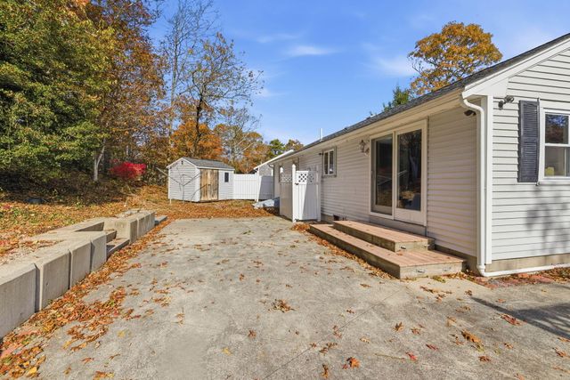 544 Cotuit Road, Mashpee, MA 02649