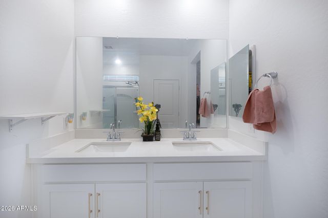 17052 W DIANA Avenue, Waddell, AZ 85355