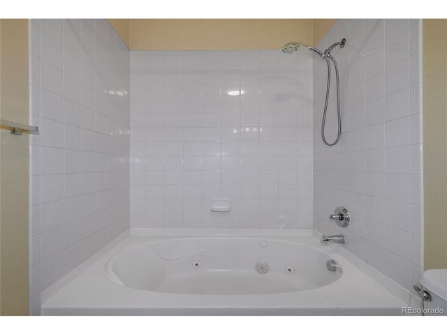 15700 E Jamison Dr 3-201, Englewood, CO 80112