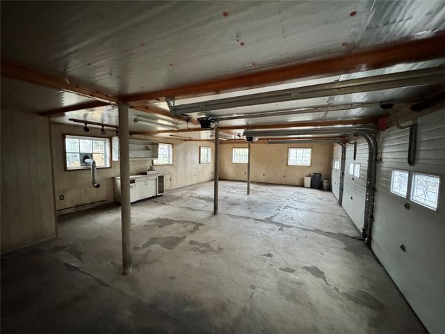 3025 PINE Avenue, Erie, PA 16504