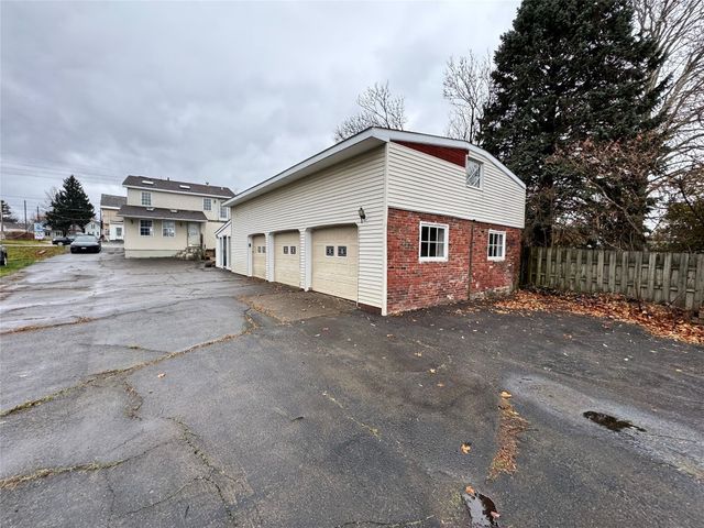 3025 PINE Avenue, Erie, PA 16504