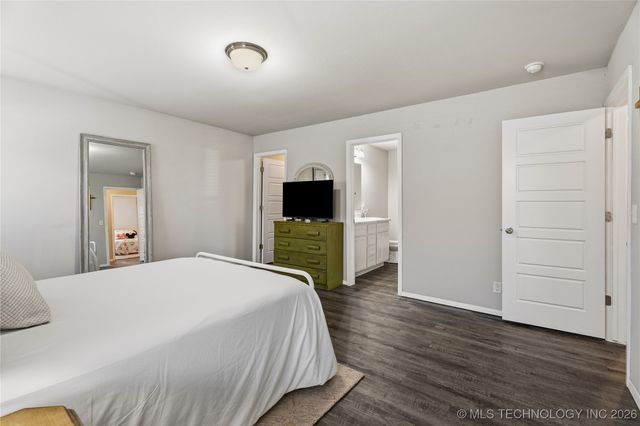 7403 E 145th Street North, Collinsville, OK 74021