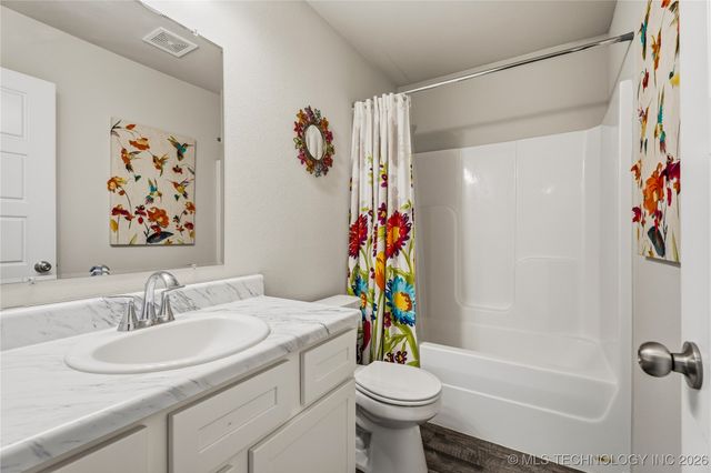 7403 E 145th Street North, Collinsville, OK 74021