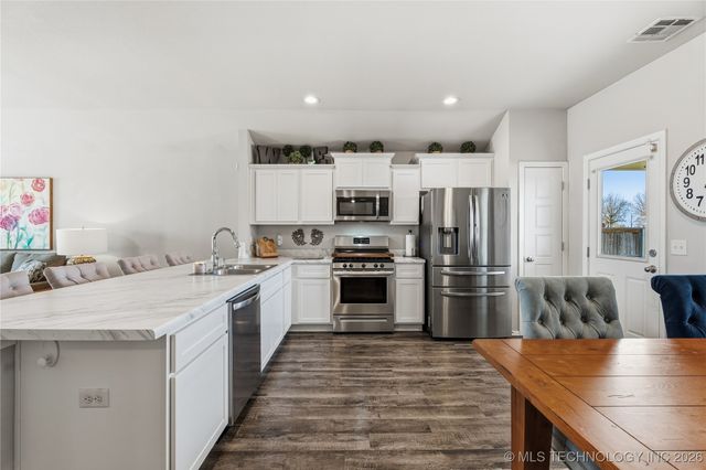 7403 E 145th Street North, Collinsville, OK 74021