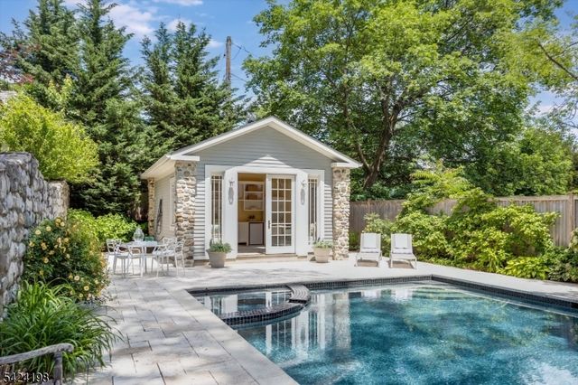 49 Highland Ave, Montclair Twp., NJ 07042