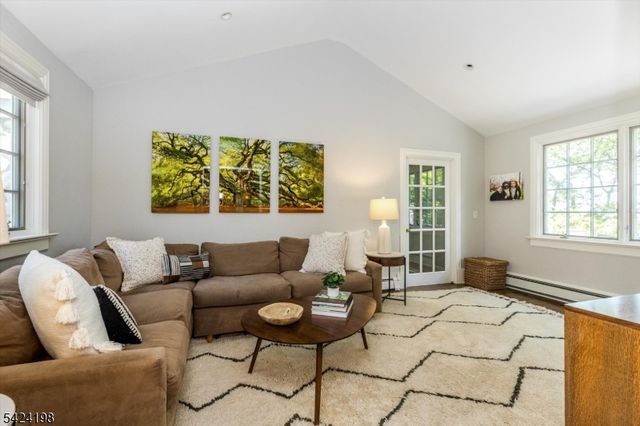 49 Highland Ave, Montclair Twp., NJ 07042