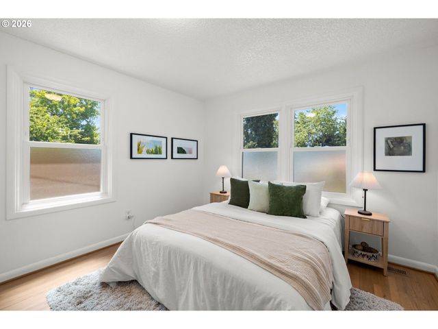 6612 Se 70th Ave, Portland, OR 97206