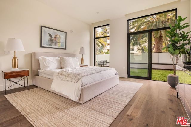 425 N Palm Drive 103, Beverly Hills, CA 90210