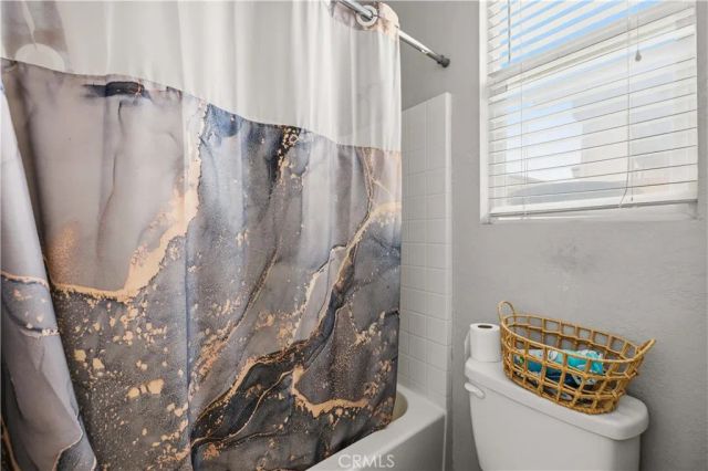 3031 Desert Moon Avenue, Rosamond, CA 93560
