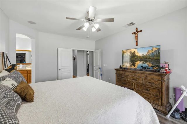 3031 Desert Moon Avenue, Rosamond, CA 93560