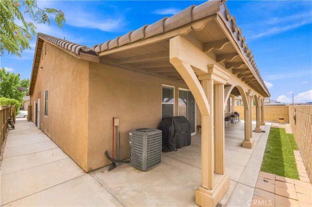 3031 Desert Moon Avenue, Rosamond, CA 93560