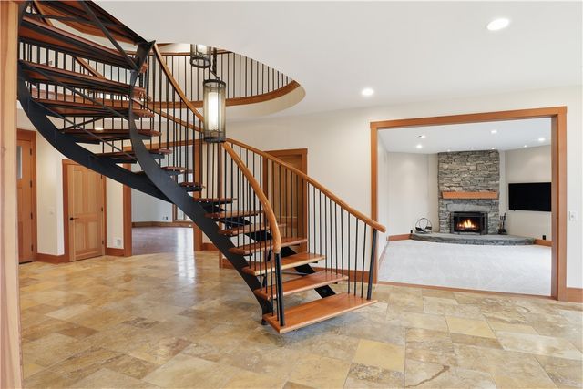 42 Lake Lacoma Drive, Perinton, NY 14534