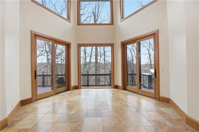 42 Lake Lacoma Drive, Perinton, NY 14534