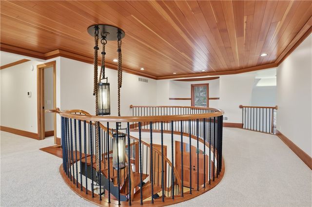 42 Lake Lacoma Drive, Perinton, NY 14534