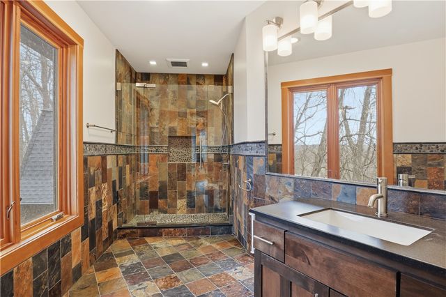 42 Lake Lacoma Drive, Perinton, NY 14534