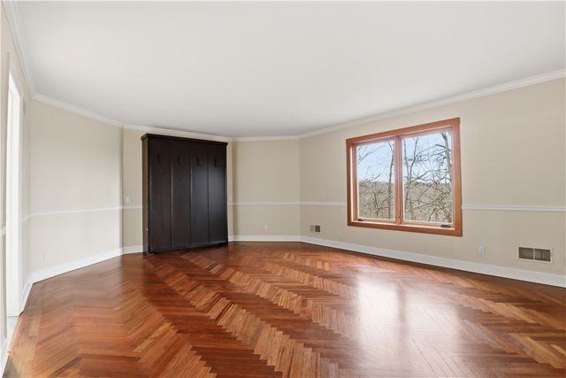 42 Lake Lacoma Drive, Perinton, NY 14534