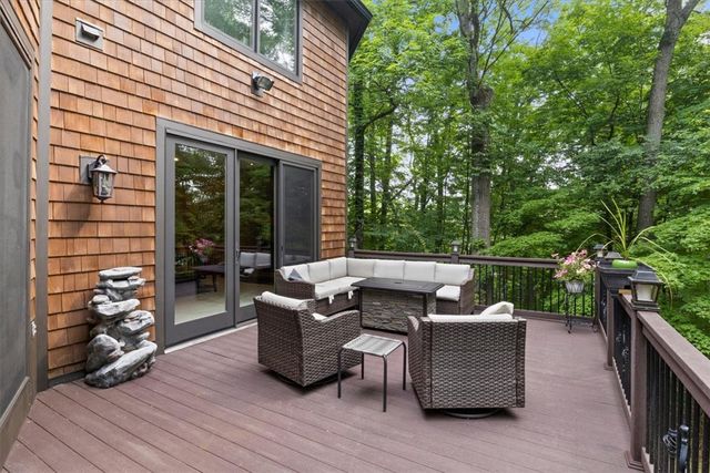 42 Lake Lacoma Drive, Perinton, NY 14534