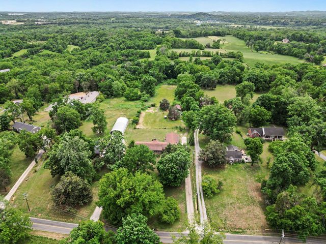 429 Menees Ln, Madison, TN 37115