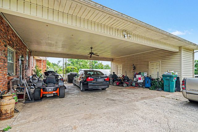 429 Menees Ln, Madison, TN 37115