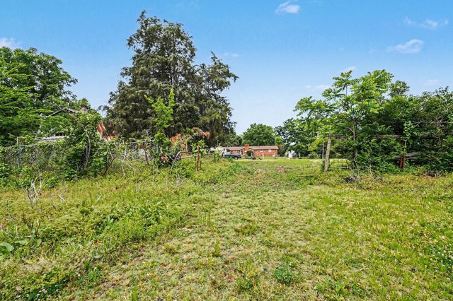 429 Menees Ln, Madison, TN 37115