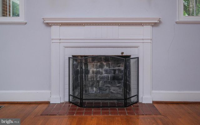 208 SALEM AVE, Front Royal, VA 22630