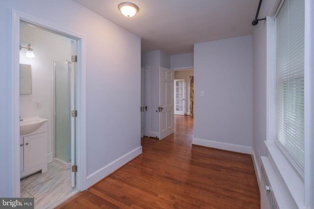 208 SALEM AVE, Front Royal, VA 22630