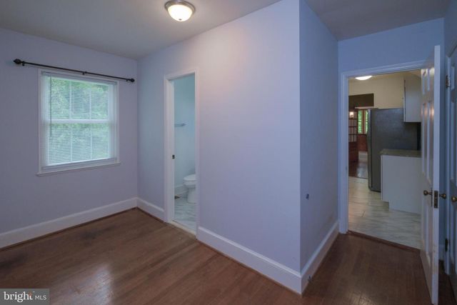 208 SALEM AVE, Front Royal, VA 22630