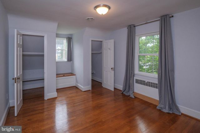208 SALEM AVE, Front Royal, VA 22630