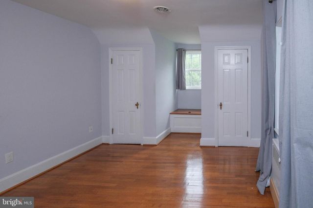 208 SALEM AVE, Front Royal, VA 22630