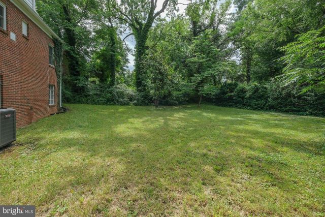 208 SALEM AVE, Front Royal, VA 22630