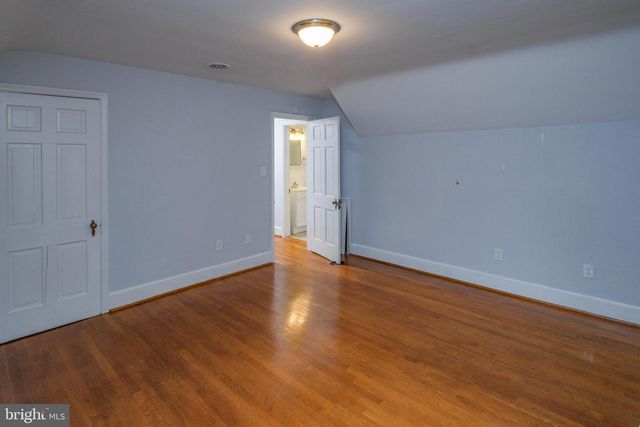 208 SALEM AVE, Front Royal, VA 22630