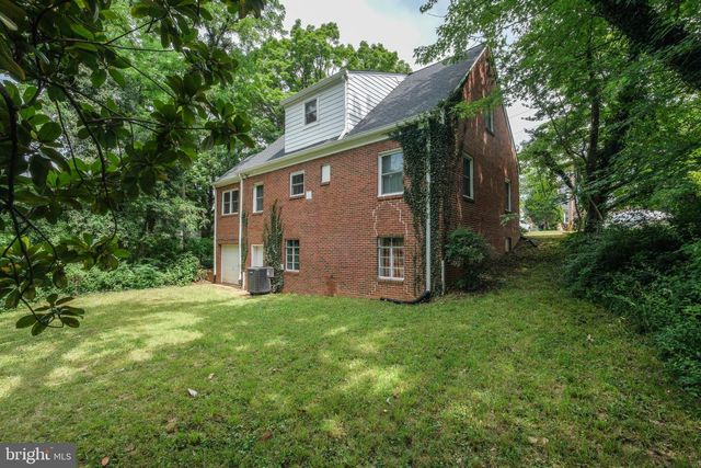 208 SALEM AVE, Front Royal, VA 22630