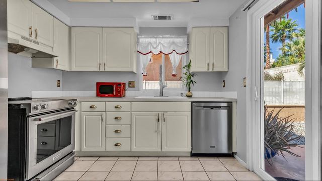 9180 Warwick Drive, Desert Hot Springs, CA 92240