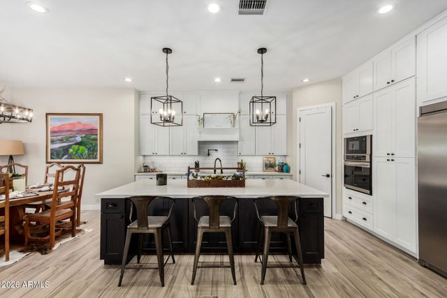 35478 N FIELDVIEW Drive, San Tan Valley, AZ 85140