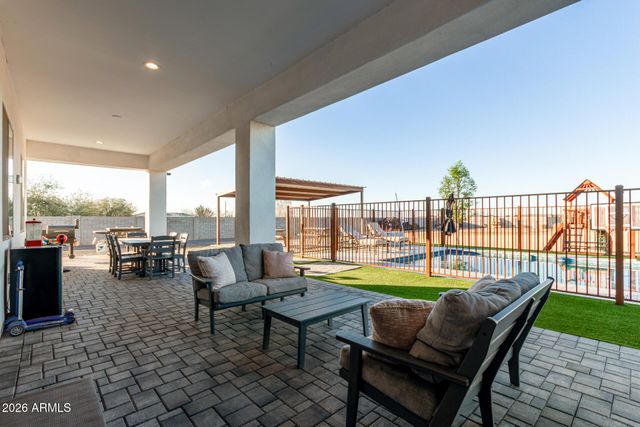 35478 N FIELDVIEW Drive, San Tan Valley, AZ 85140