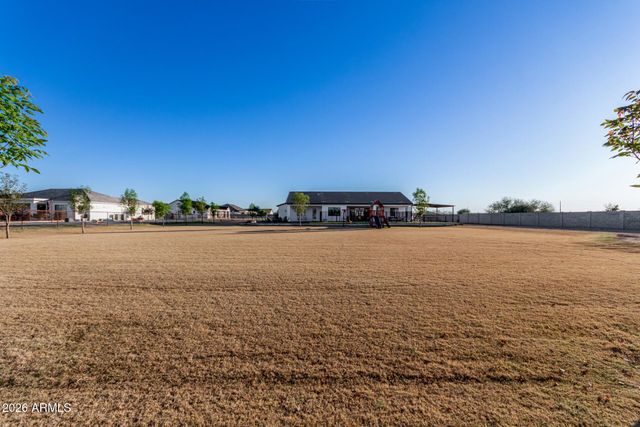 35478 N FIELDVIEW Drive, San Tan Valley, AZ 85140