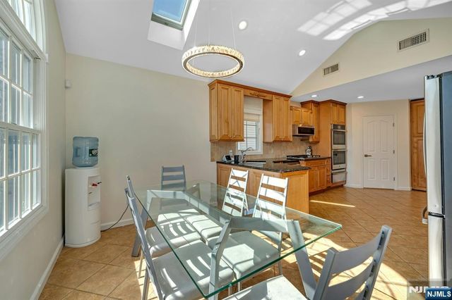 460 New Bridge Road, Bergenfield, NJ 07621