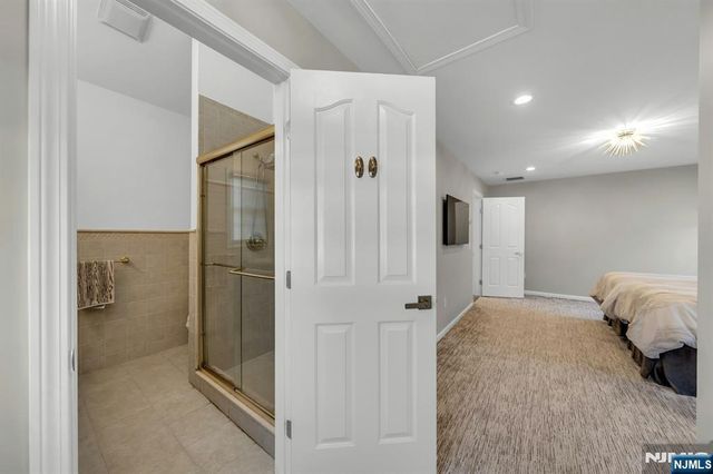 460 New Bridge Road, Bergenfield, NJ 07621