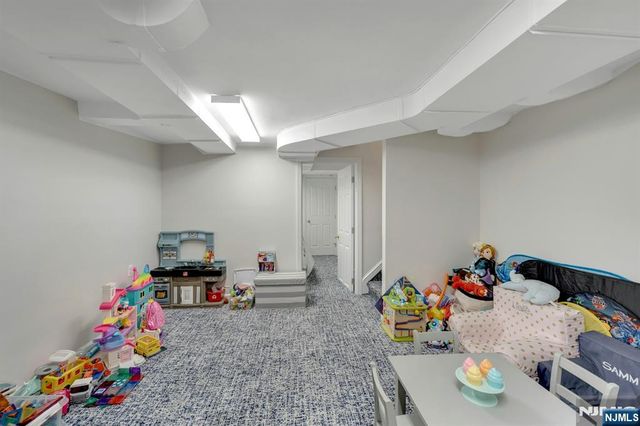 460 New Bridge Road, Bergenfield, NJ 07621