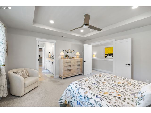 13806 Ne 102ND St, Vancouver, WA 98682