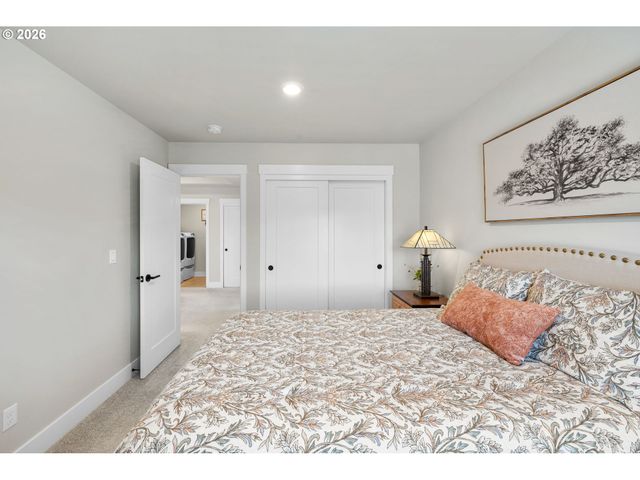 13806 Ne 102ND St, Vancouver, WA 98682