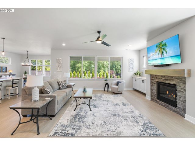 13806 Ne 102ND St, Vancouver, WA 98682