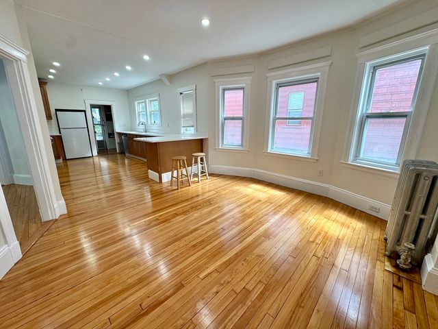 269 Alewife Brook Parkway 1, Somerville, MA 02144